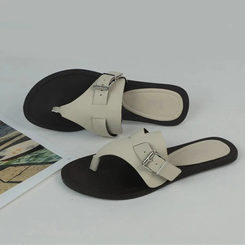 Brand Designer Womem Flip Flops Metal Decoration Retro Suede High Quality Slippers Woman Leisure Flat Beach Slippers for Women