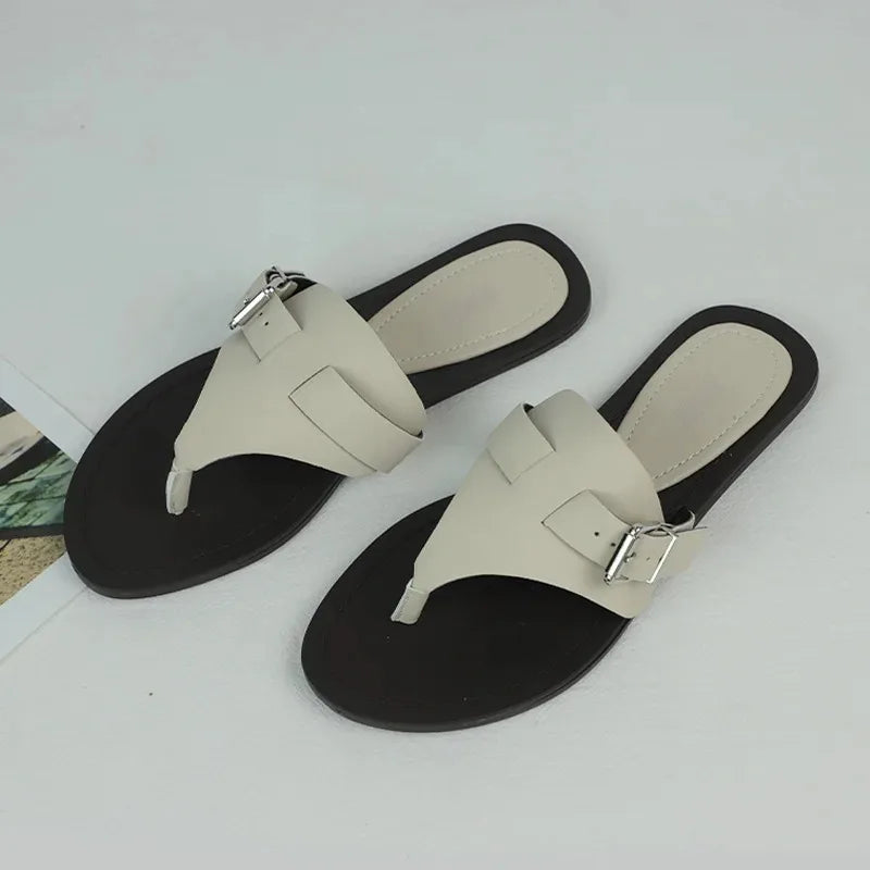 Brand Designer Womem Flip Flops Metal Decoration Retro Suede High Quality Slippers Woman Leisure Flat Beach Slippers for Women